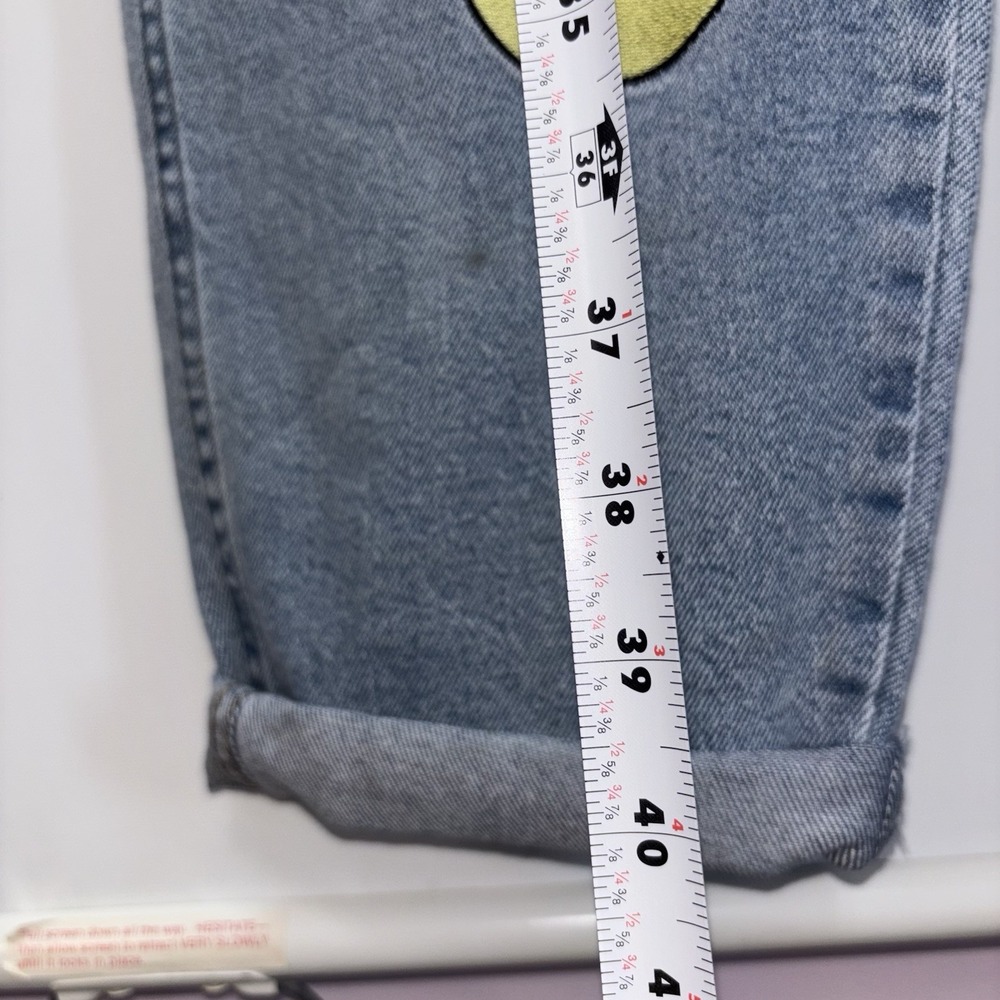 Sailor Moon Hot Topic Exclusive Embroidered Mom Jeans Size 24 Light Wash Anime - Picture 9 of 12